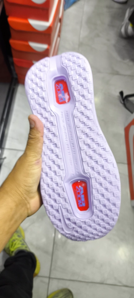 Nike vomero - 5