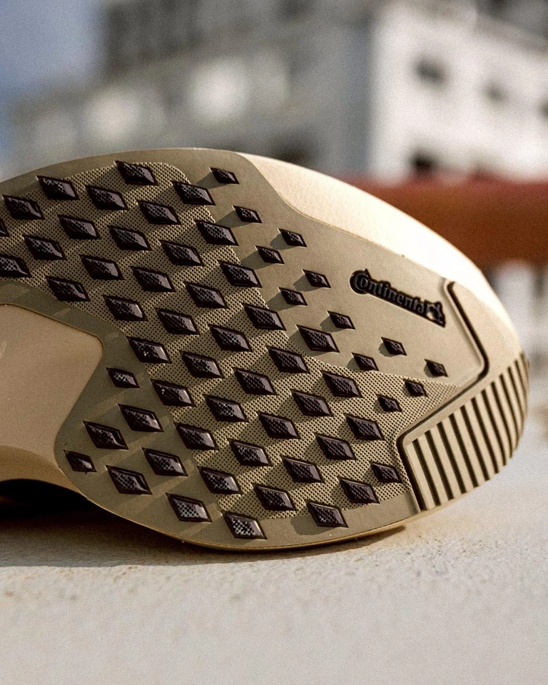 Adidas adizero ATR - 4