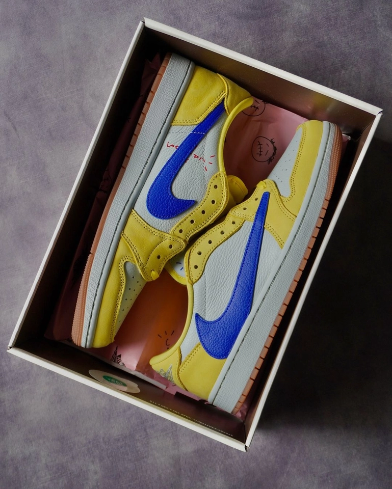 Nike Travis Canary - 4