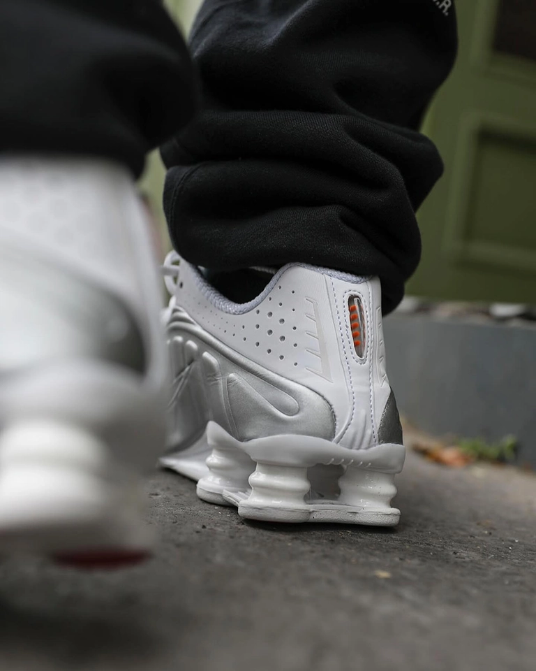Nike Shox R4 - 2
