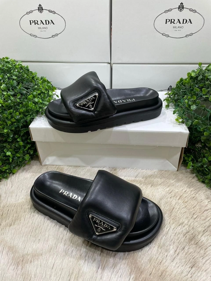Chinelo Prada feminino 
