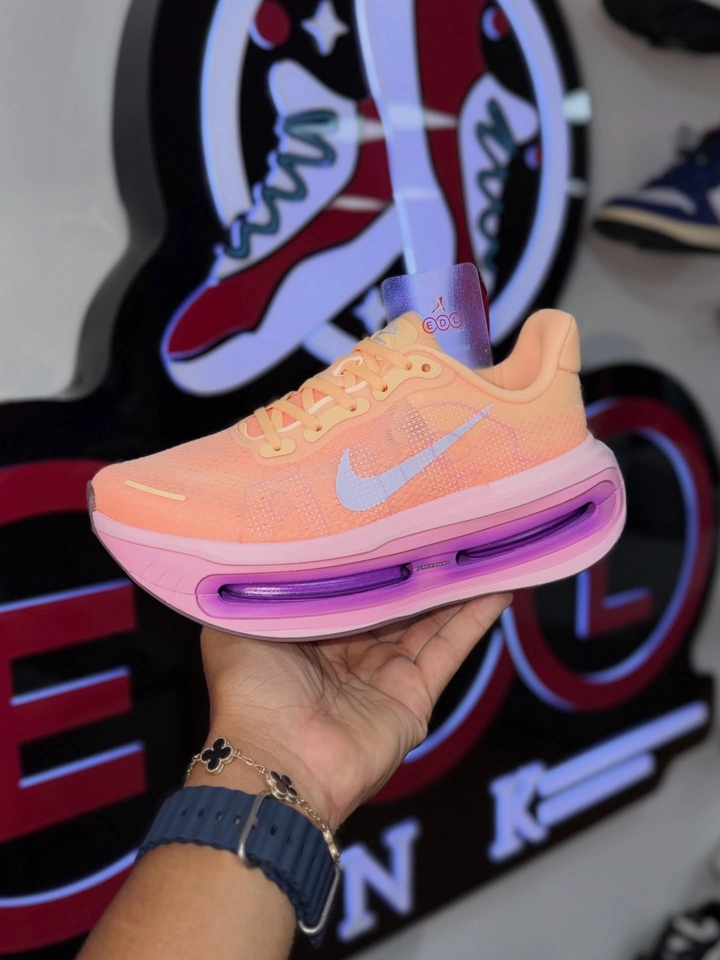 Nike vomero Tangerine  - 1