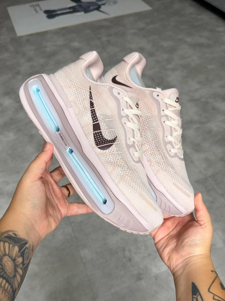 Nike Vomero - 1