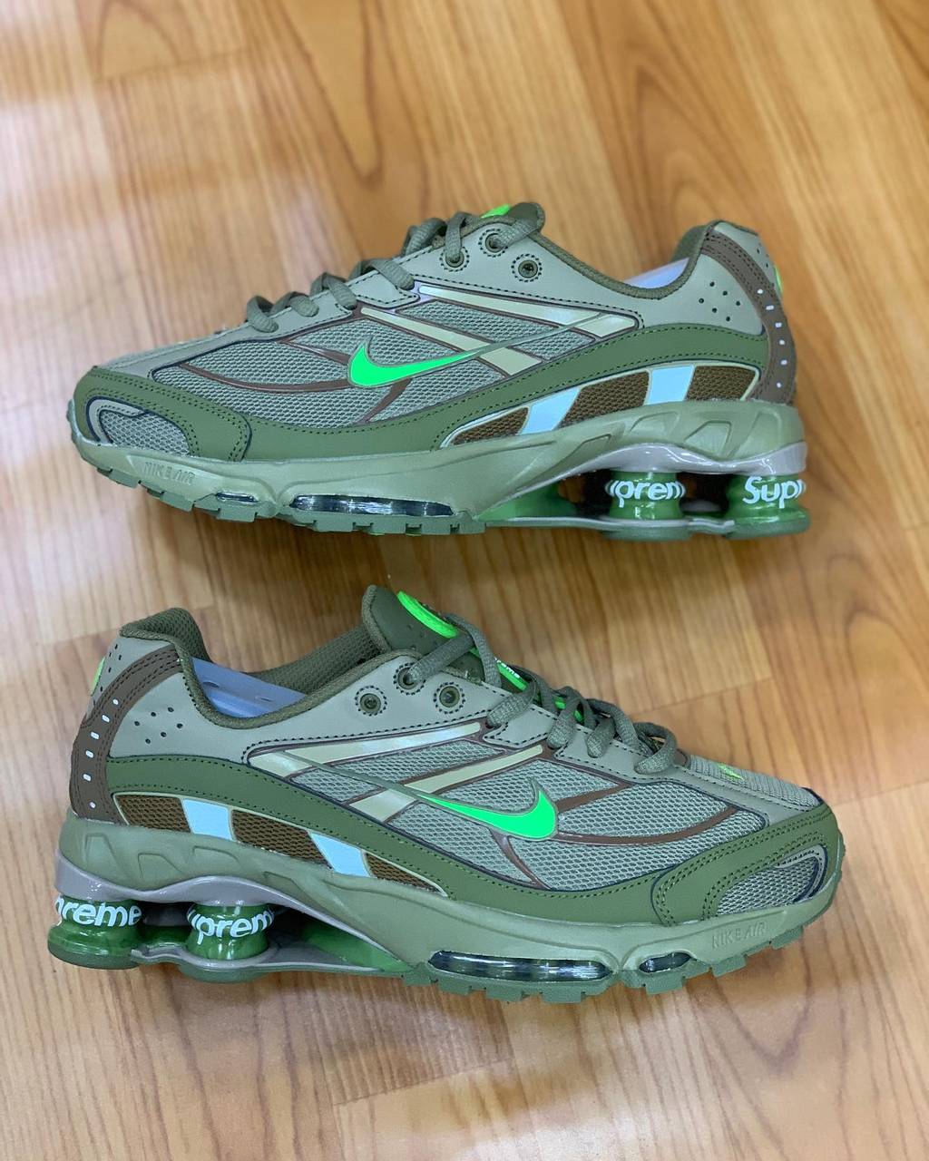 Nike Shox Supreme verde