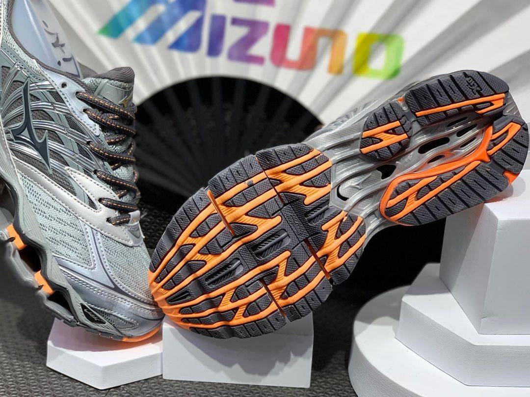 tênis Mizuno Prophecy 8 cinza e laranja  - 3