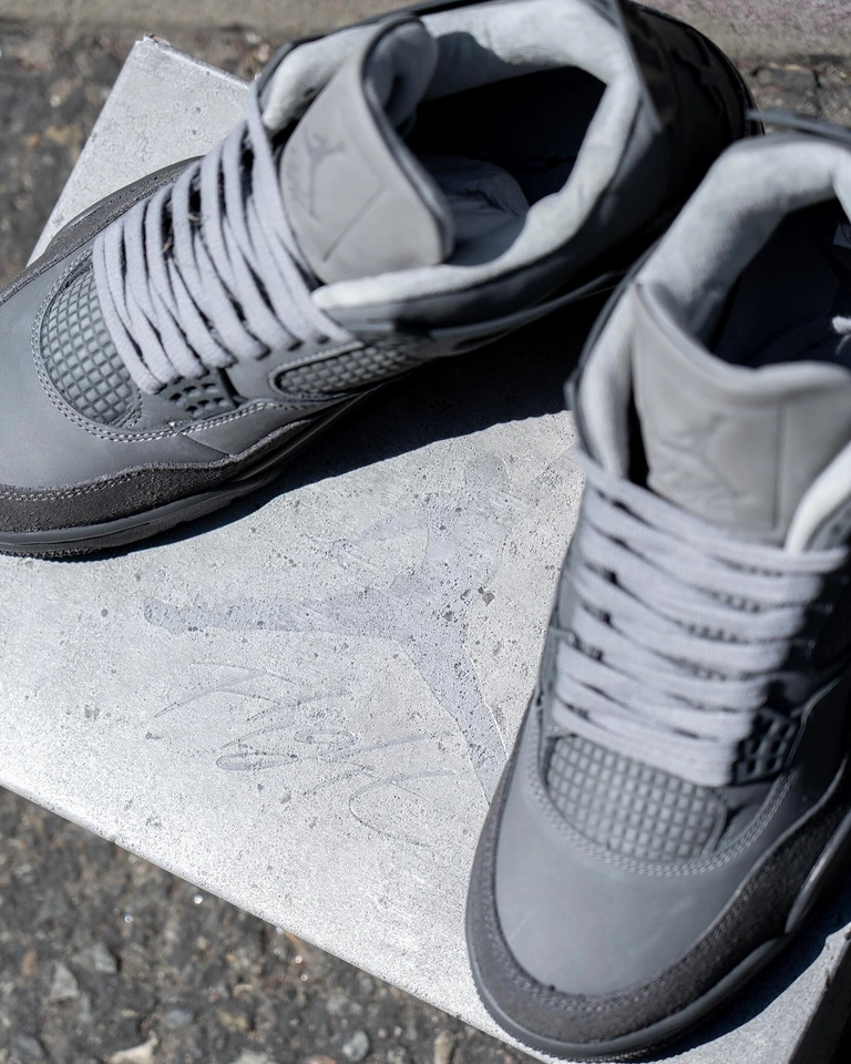 Air Jordan 4 cinza  - 2