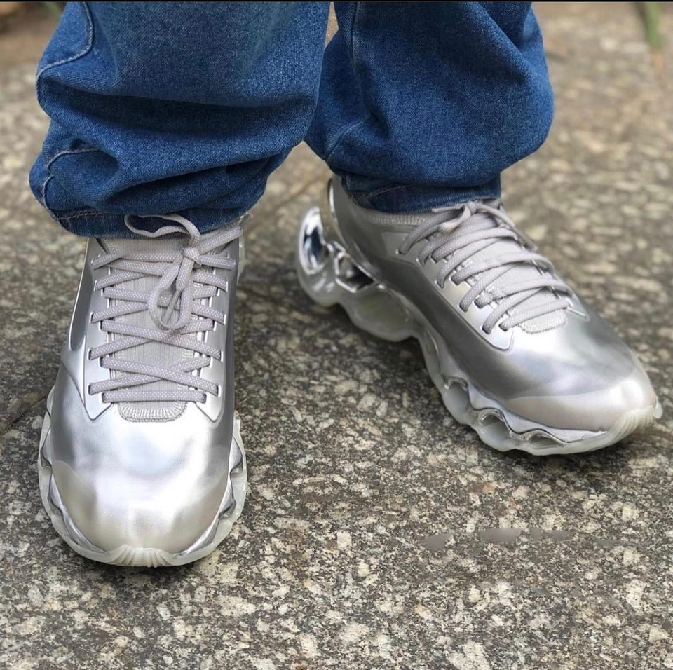 Mizuno Sorayama prata - 3