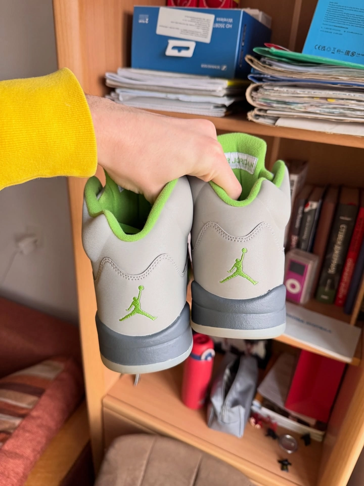 Air Jordan 5 - 6