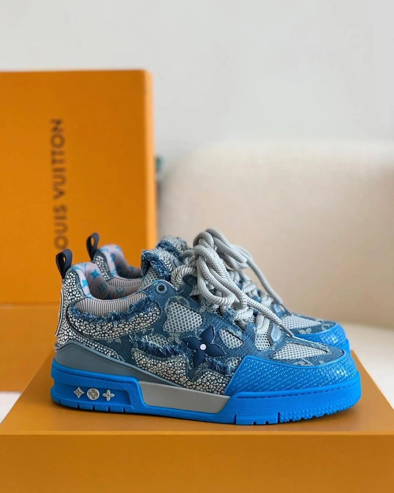 Louis Vuitton Blue swarosviki