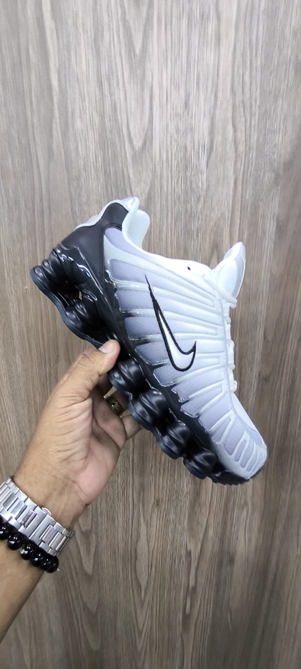 Nike Shox 12 molas 