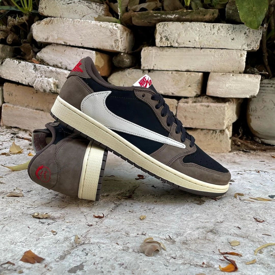 Nike Jordan Travis Scott Mocha