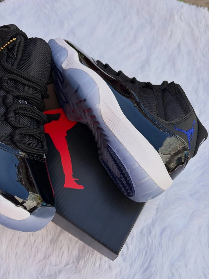 Air Jordan 11 preto  - 3