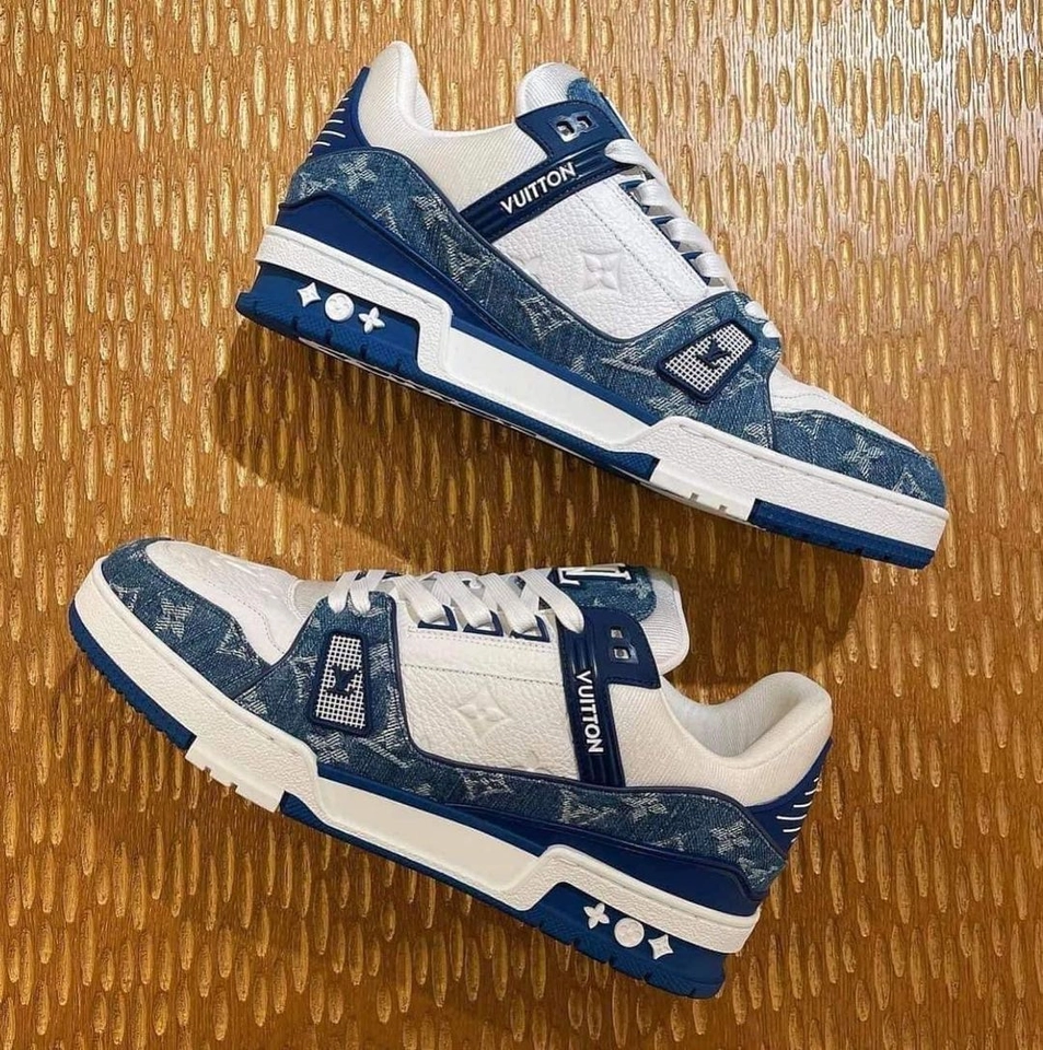 Tênis Louis Vuitton monograma 