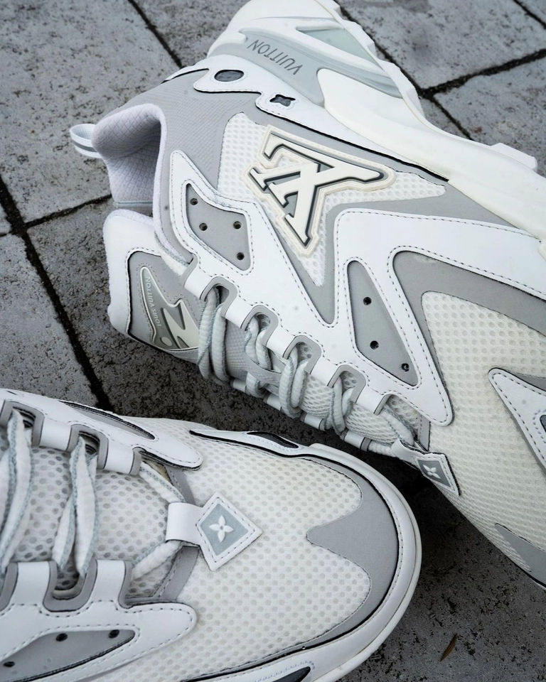 Louis Vuitton runner static - 5