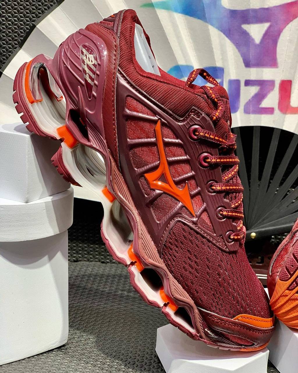 tênis Mizuno Prophecy 9 vinho