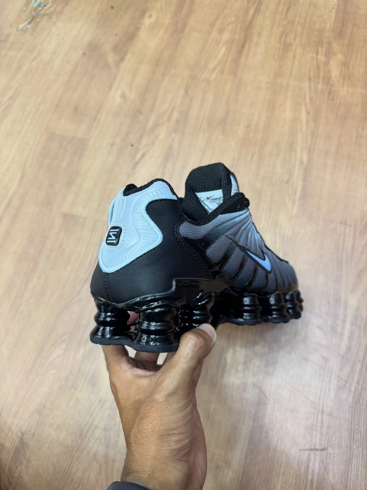 Nike 12 molas - 2