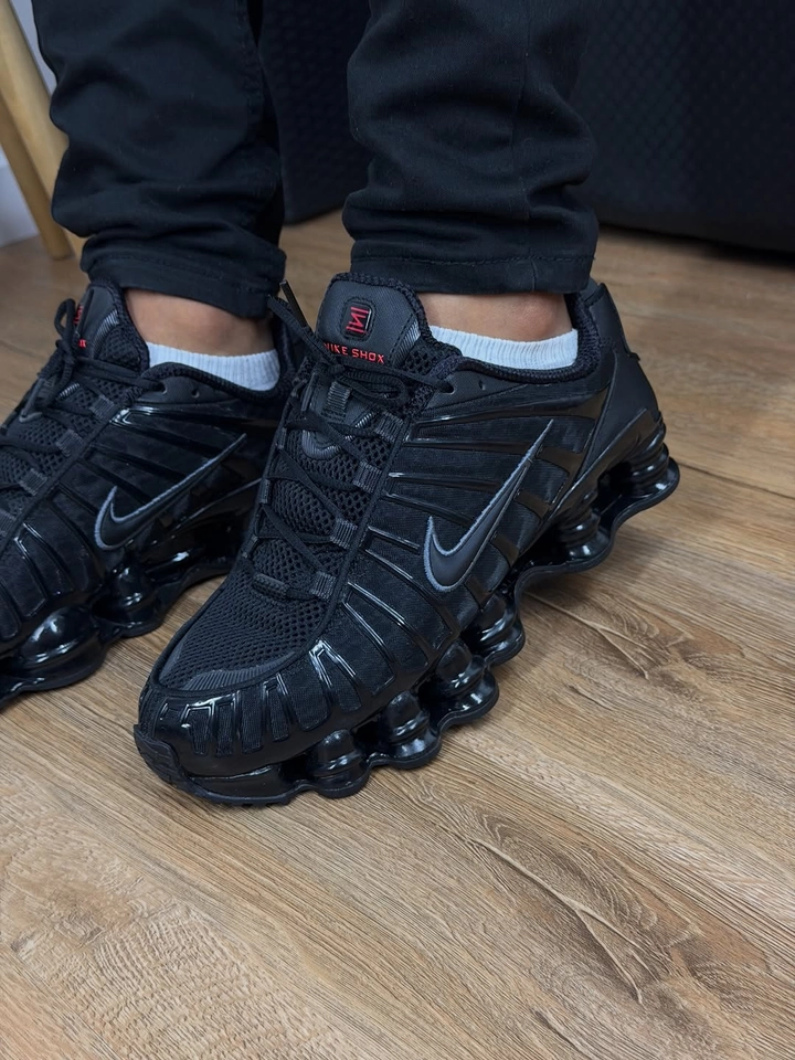Nike Shox 12 molas preto - 5
