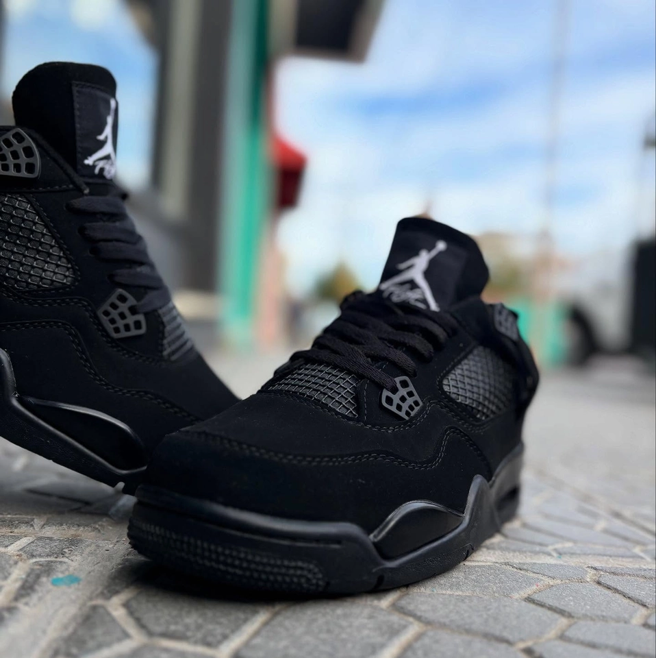 Air Jordan 4 black cat - 2