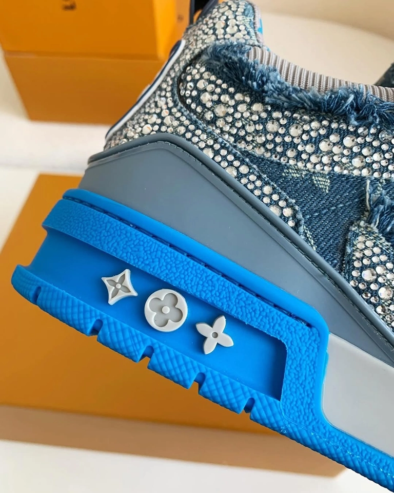 Louis Vuitton Blue swarosviki - 7