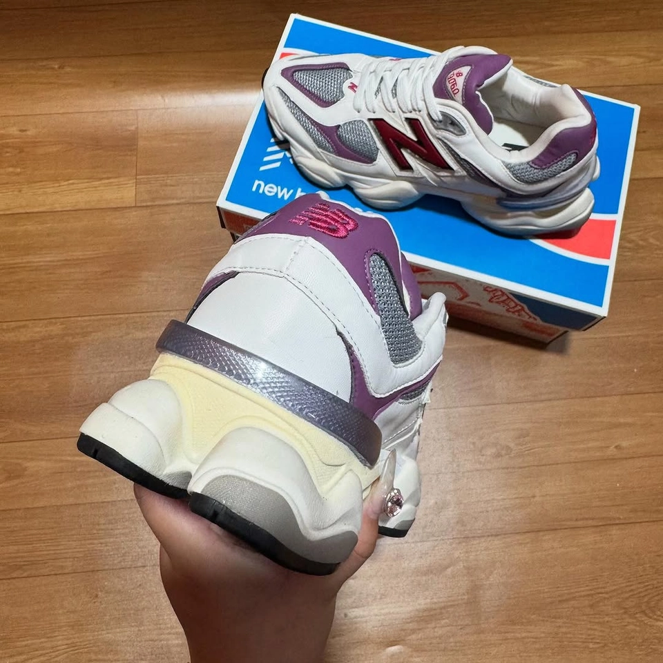 New balance 9060, branco e vinho  - 3