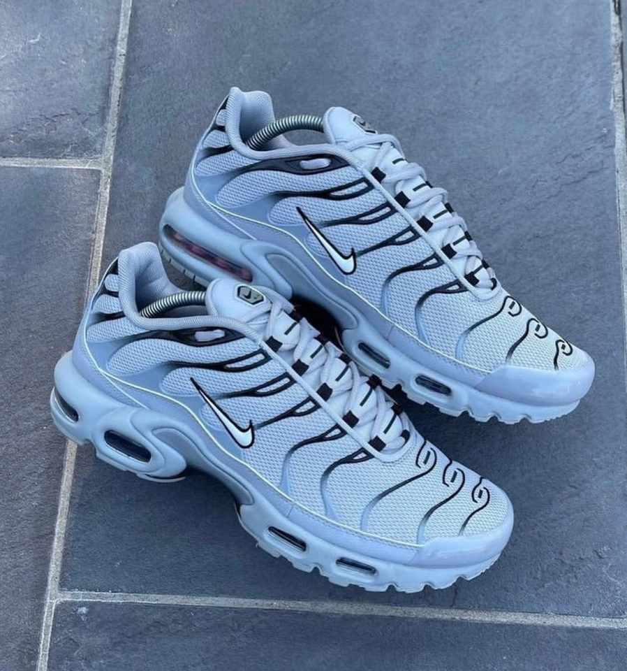 Nike Tn Wolf Grey