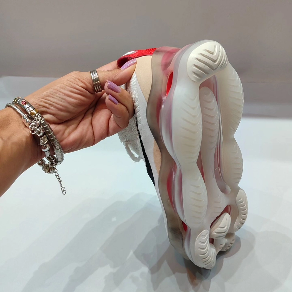 Nike Scorpion  - 4