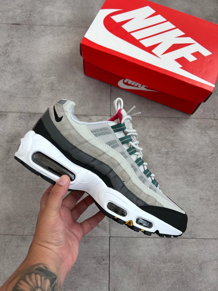 Nike Air Max 9t - 7