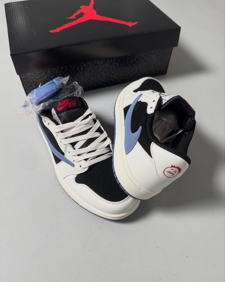 Jordan Travis Scott baby blue - 2