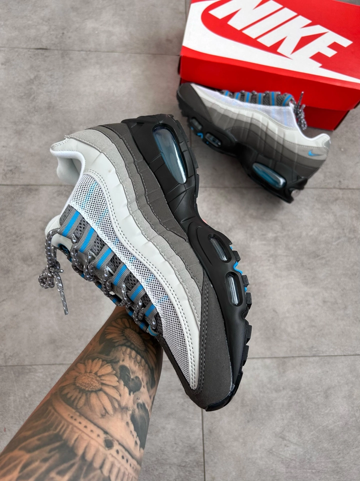 Nike Air Max 95 - 4