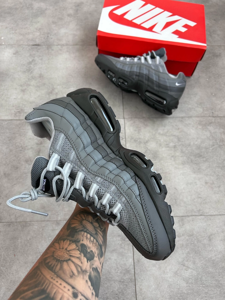 Nike Air Max 95 - 8