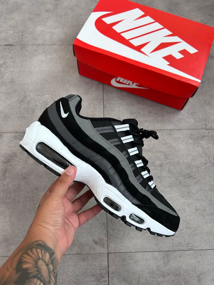 Nike Air Max 95 - 8
