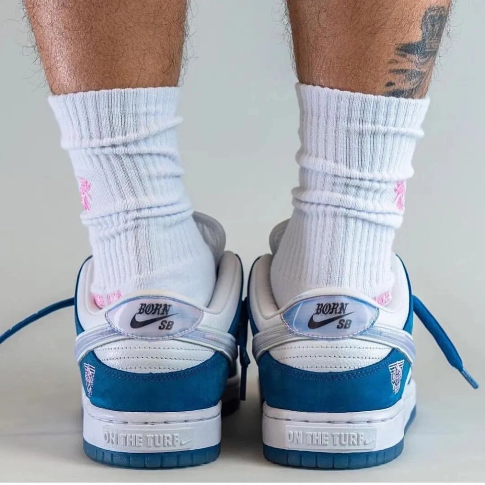 Nike Dunk Born - 3
