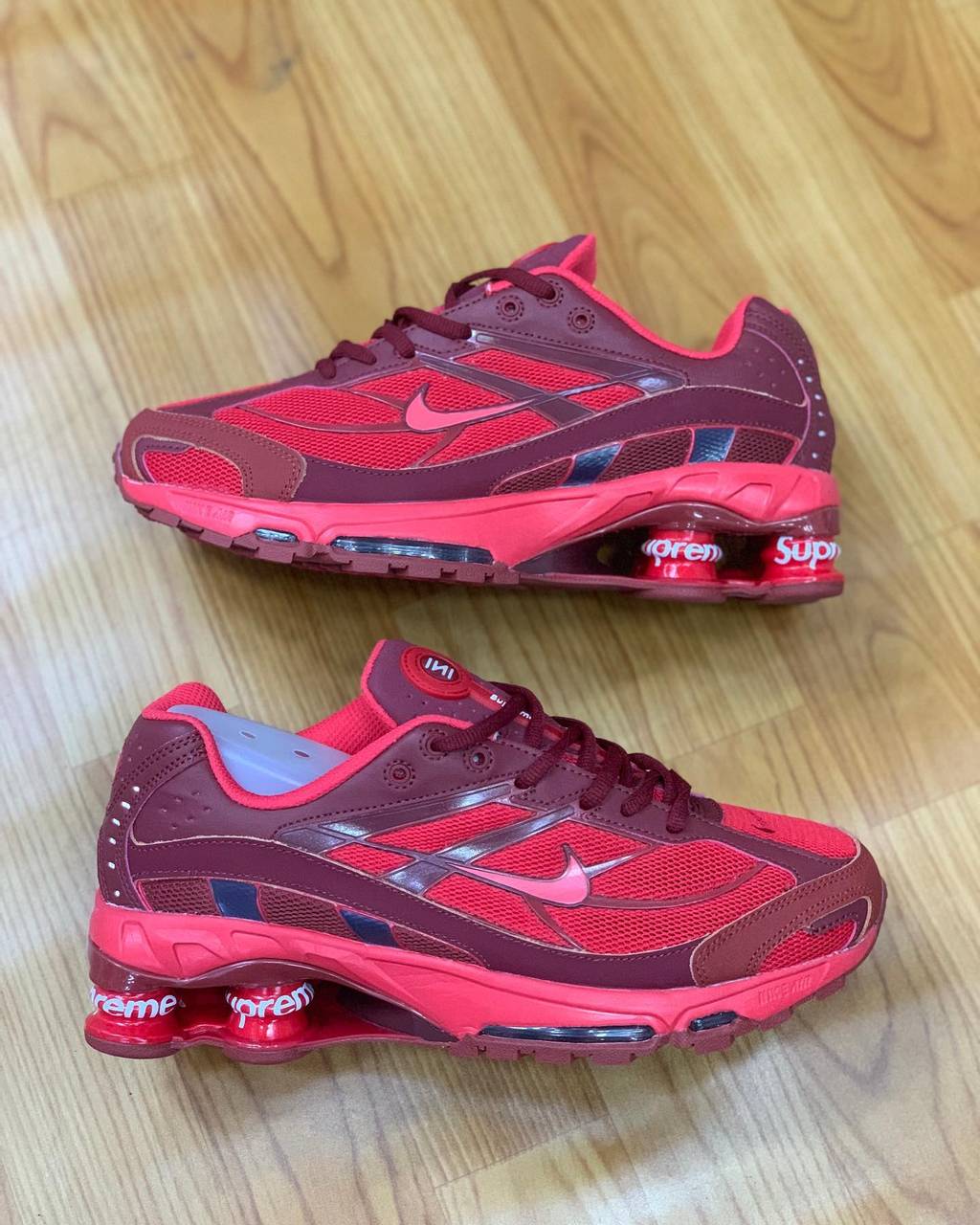 Nike Shox Supreme Red