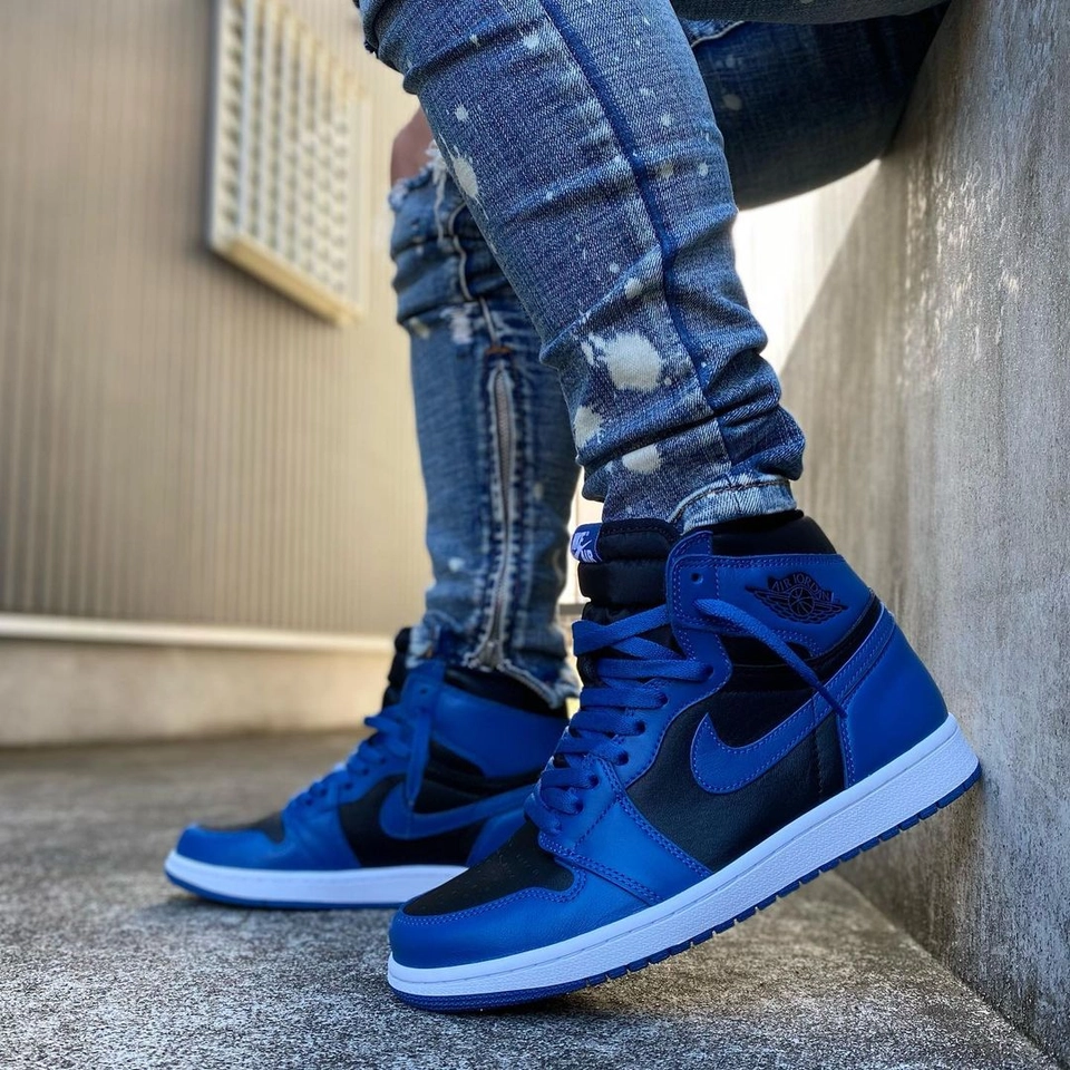 Nike Jordan 1 azul e preto  - 5