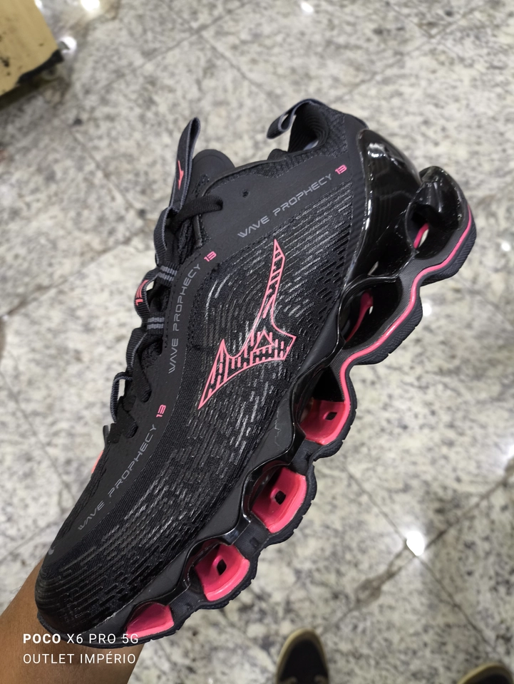 Mizuno 13 preto e rosa