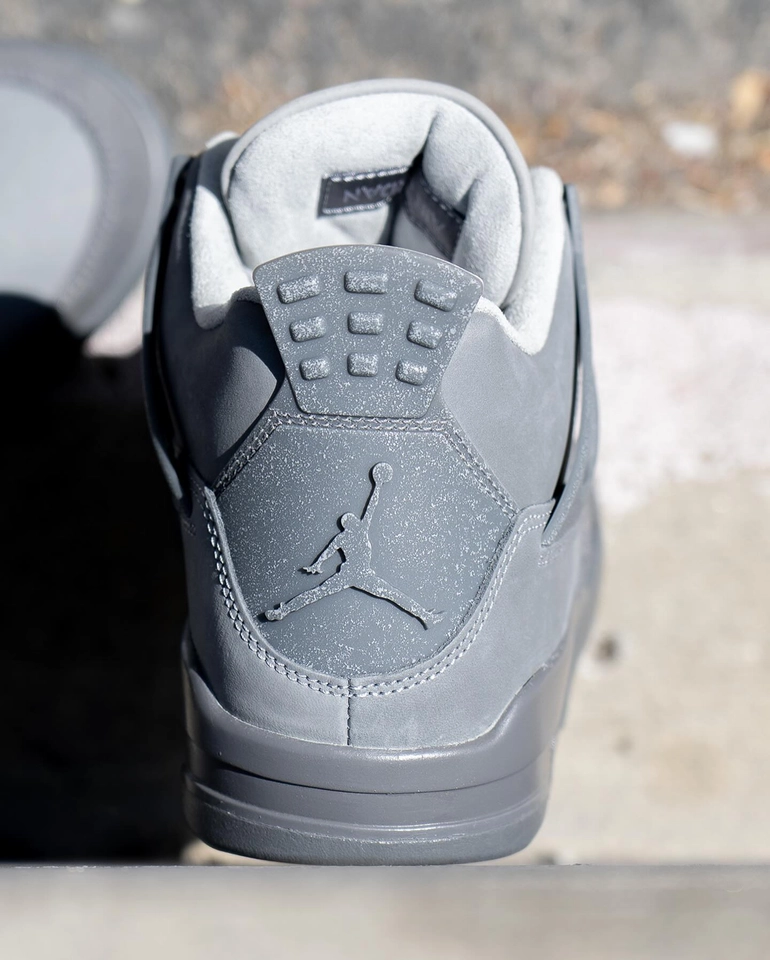 Air Jordan 4 cinza  - 3
