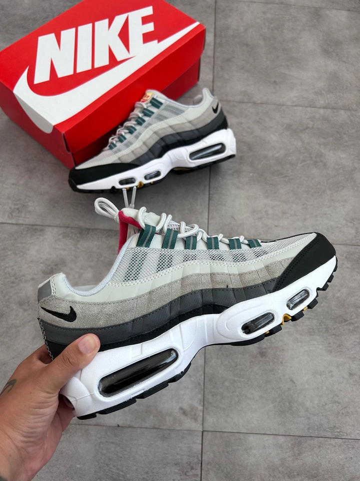 Nike Air Max 9t - 4