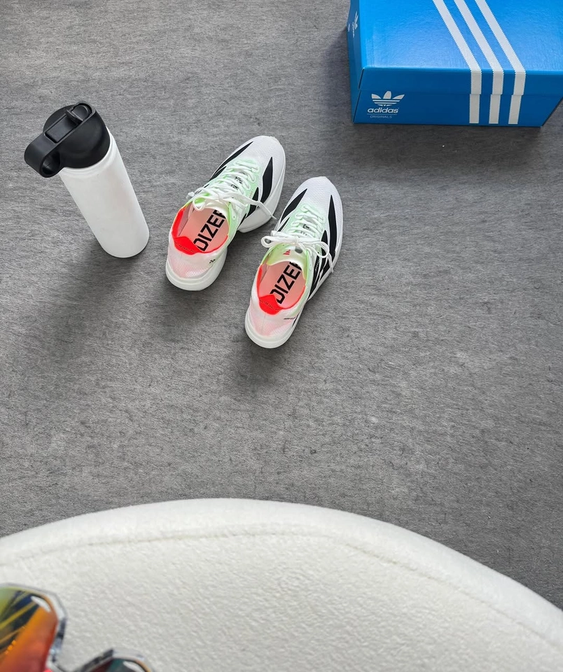Adidas adizero - 4