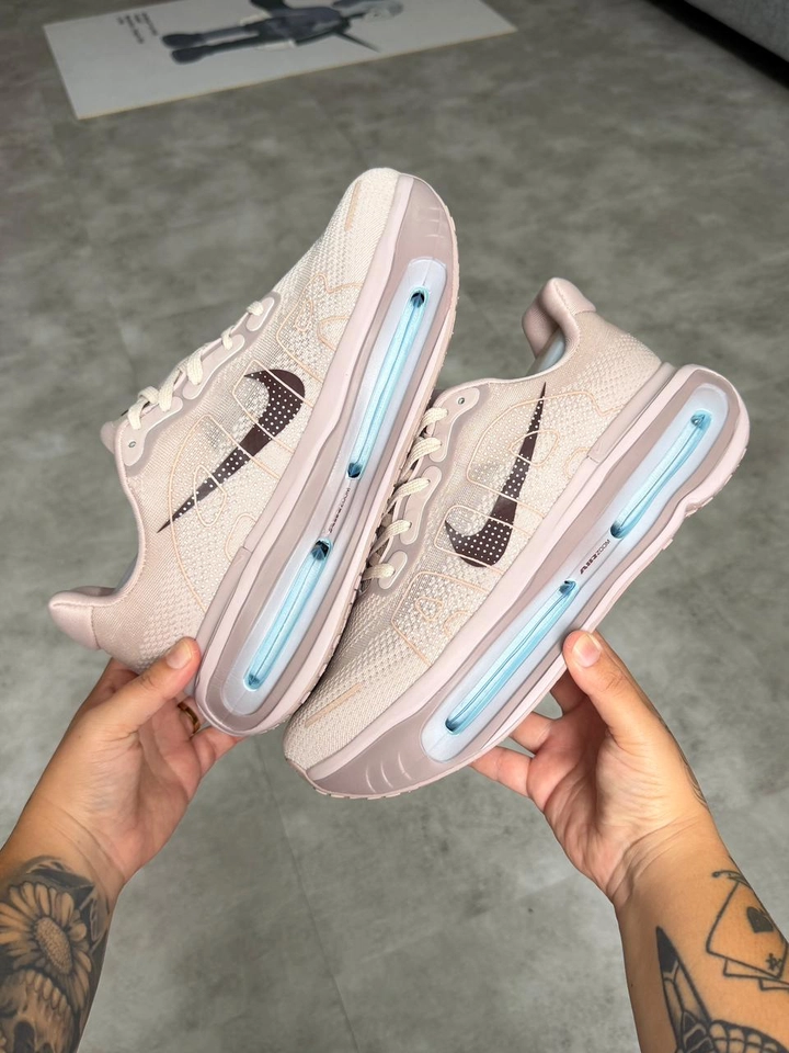 Nike Vomero - 4