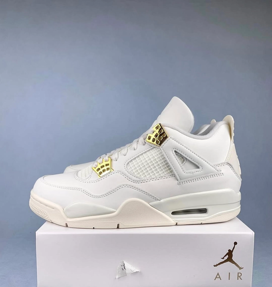 Nike Jordan 4 Metallic Gold