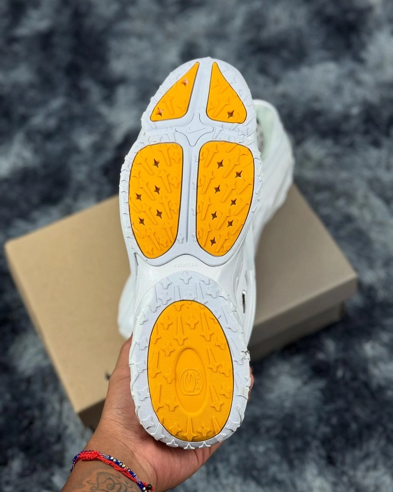 Nike Hot Step 2 - 4