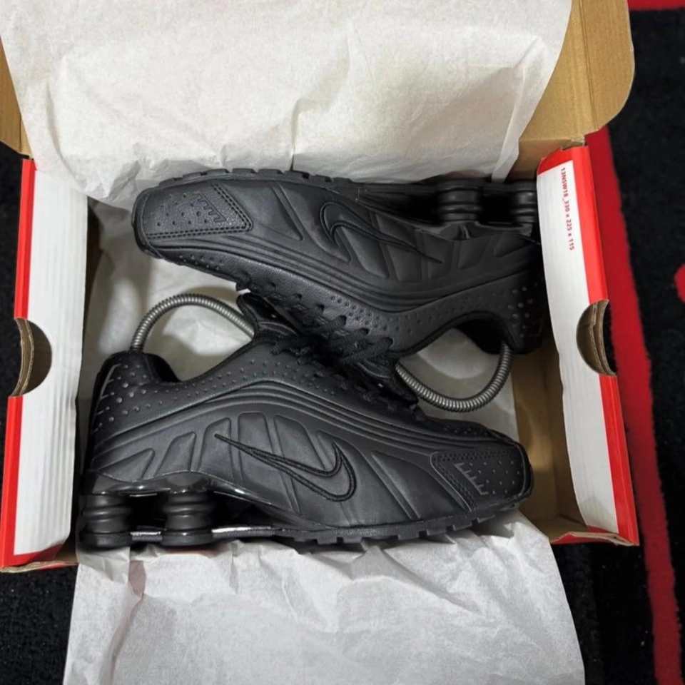 Nike Shox r4 preto importado  - 2