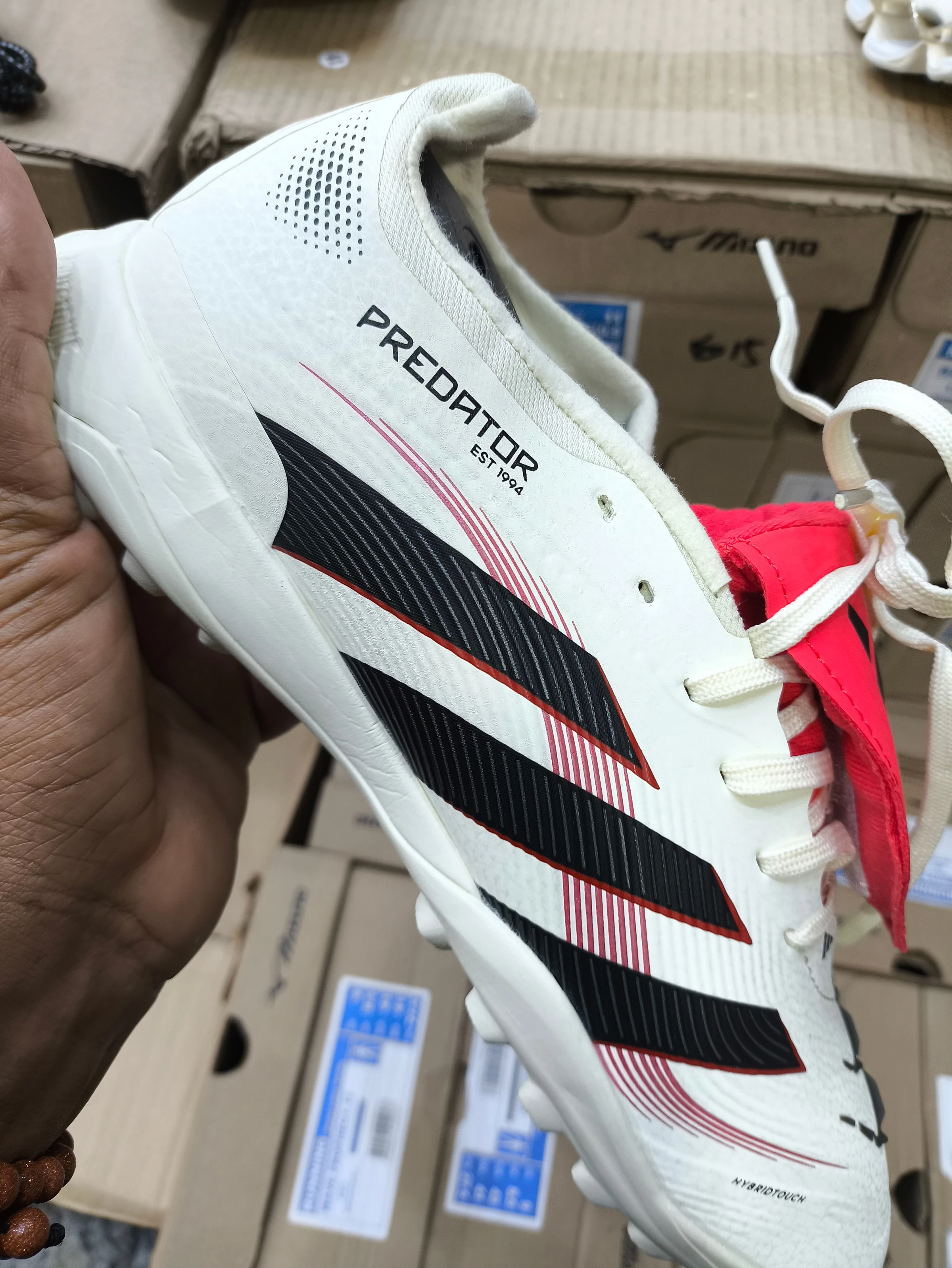 Chuteira Adidas  - 5