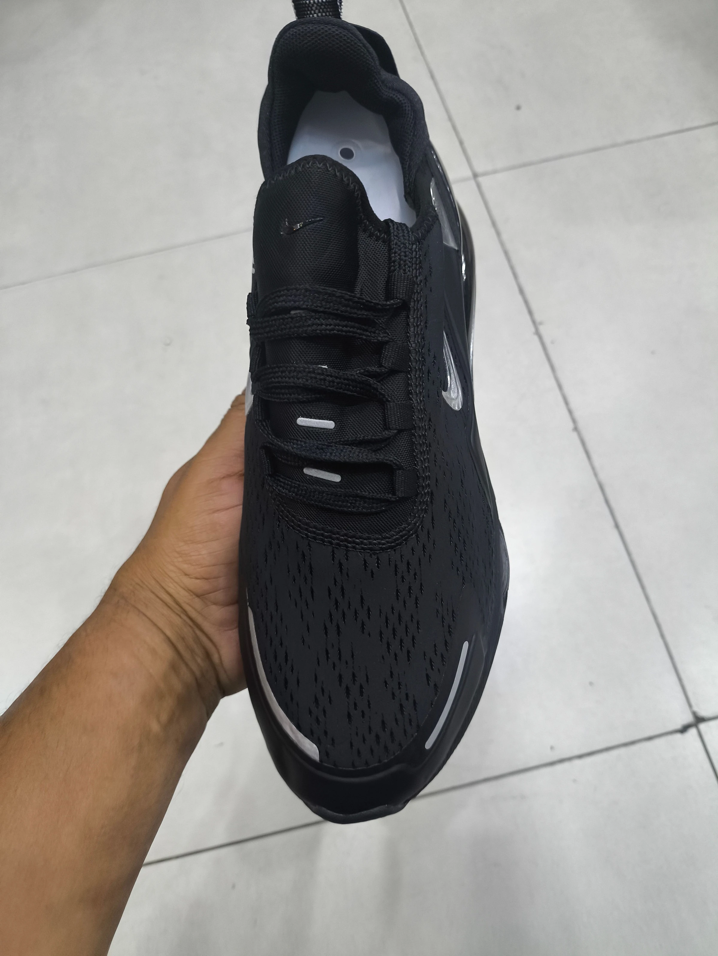 Nike Air 270 preto - 2