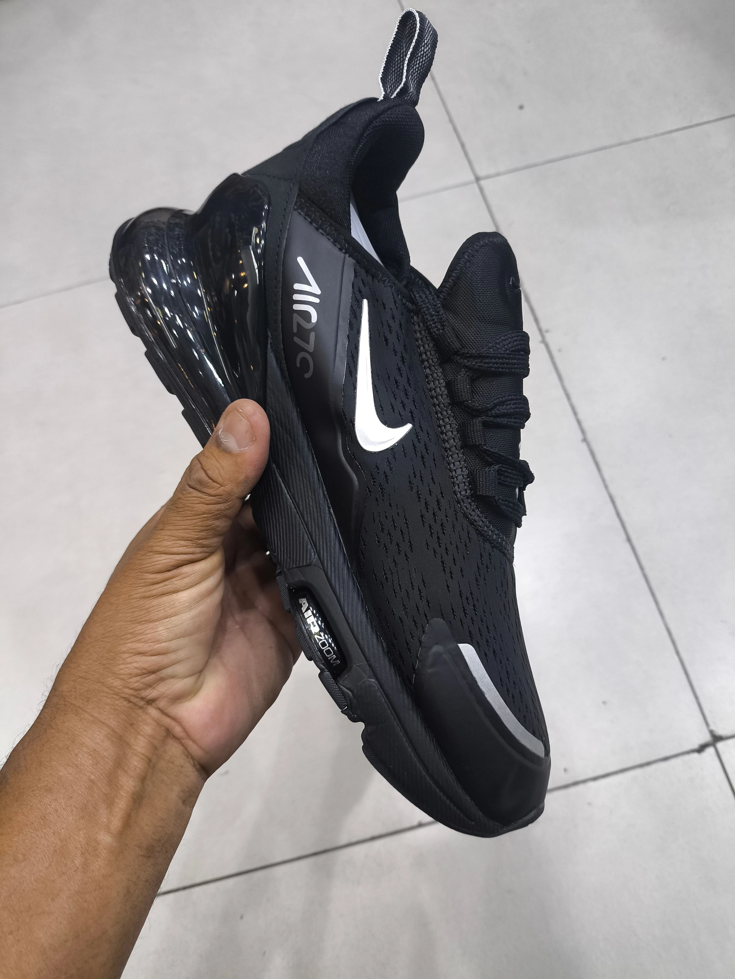 Nike Air 270 preto - 3