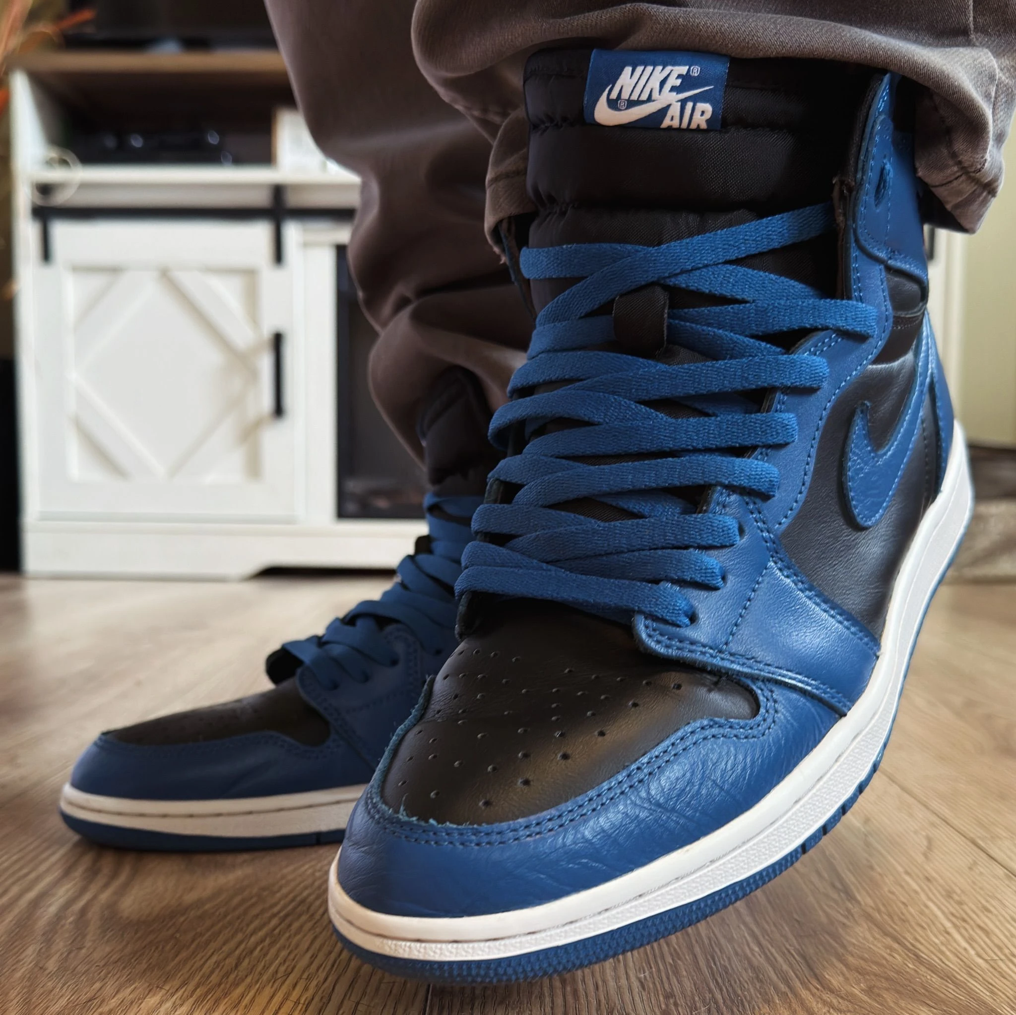 Air Jordan 1 Dark Marine - 4