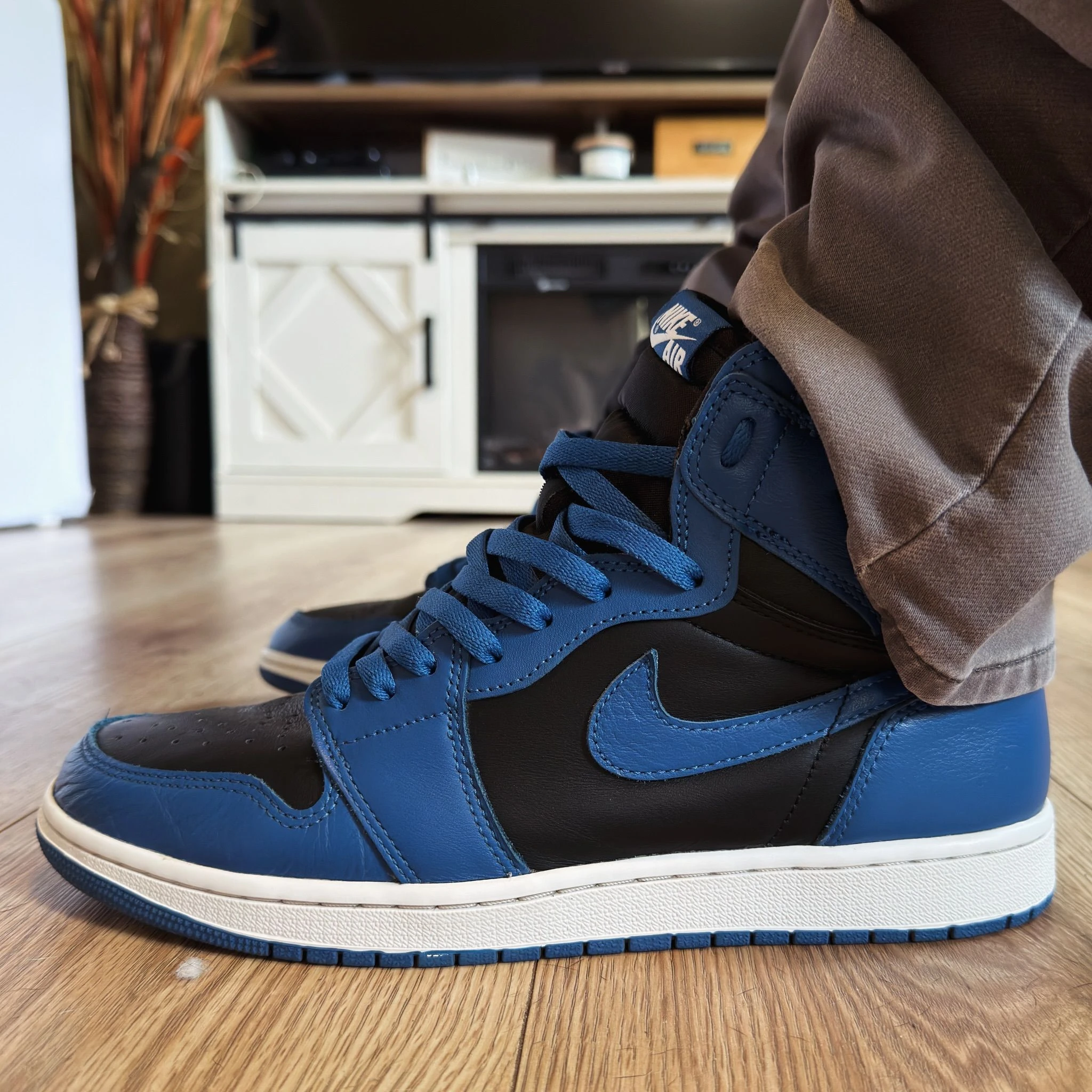 Air Jordan 1 Dark Marine - 2