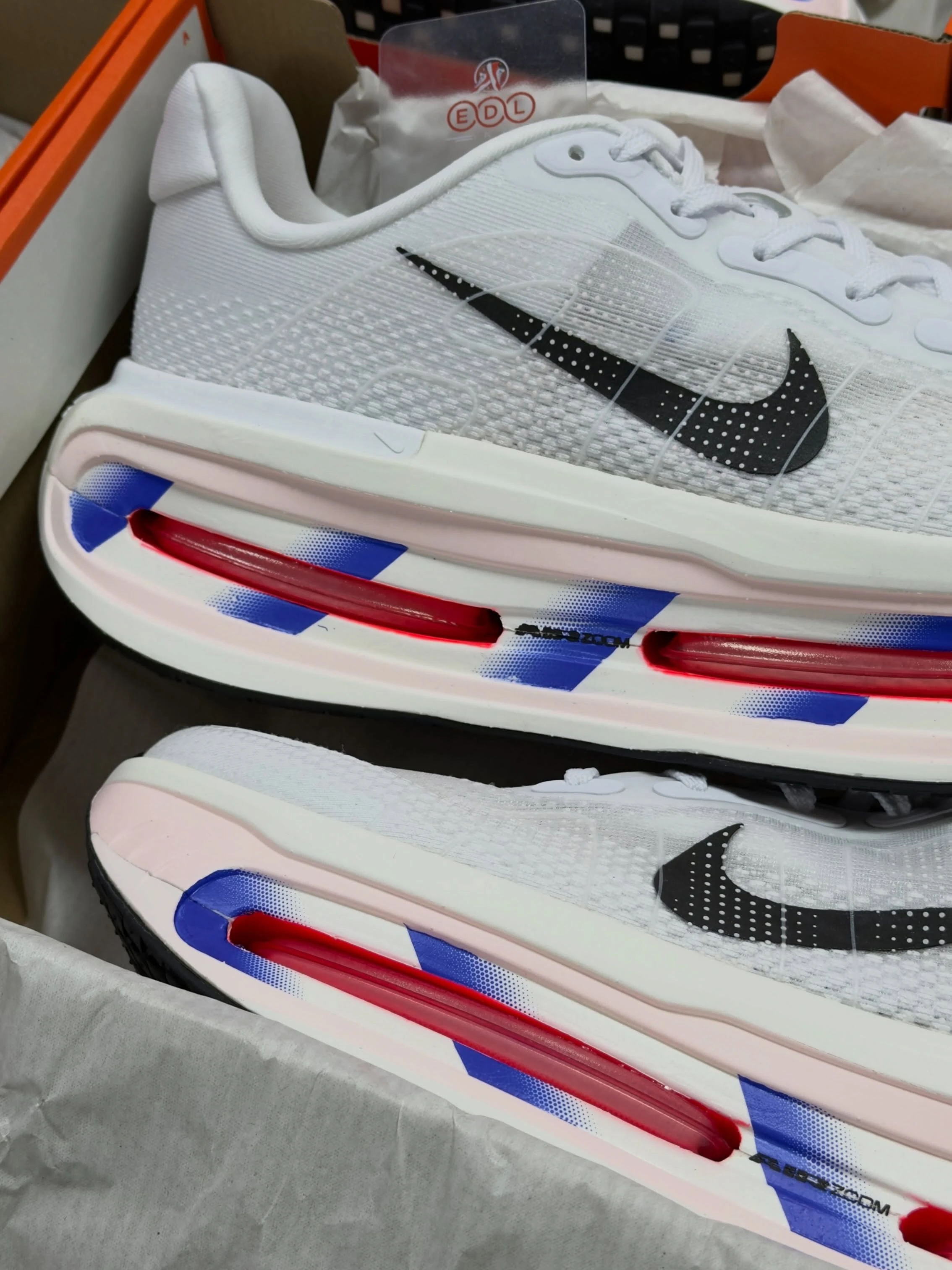 Nike vomero white racer BLUE crissom - 4
