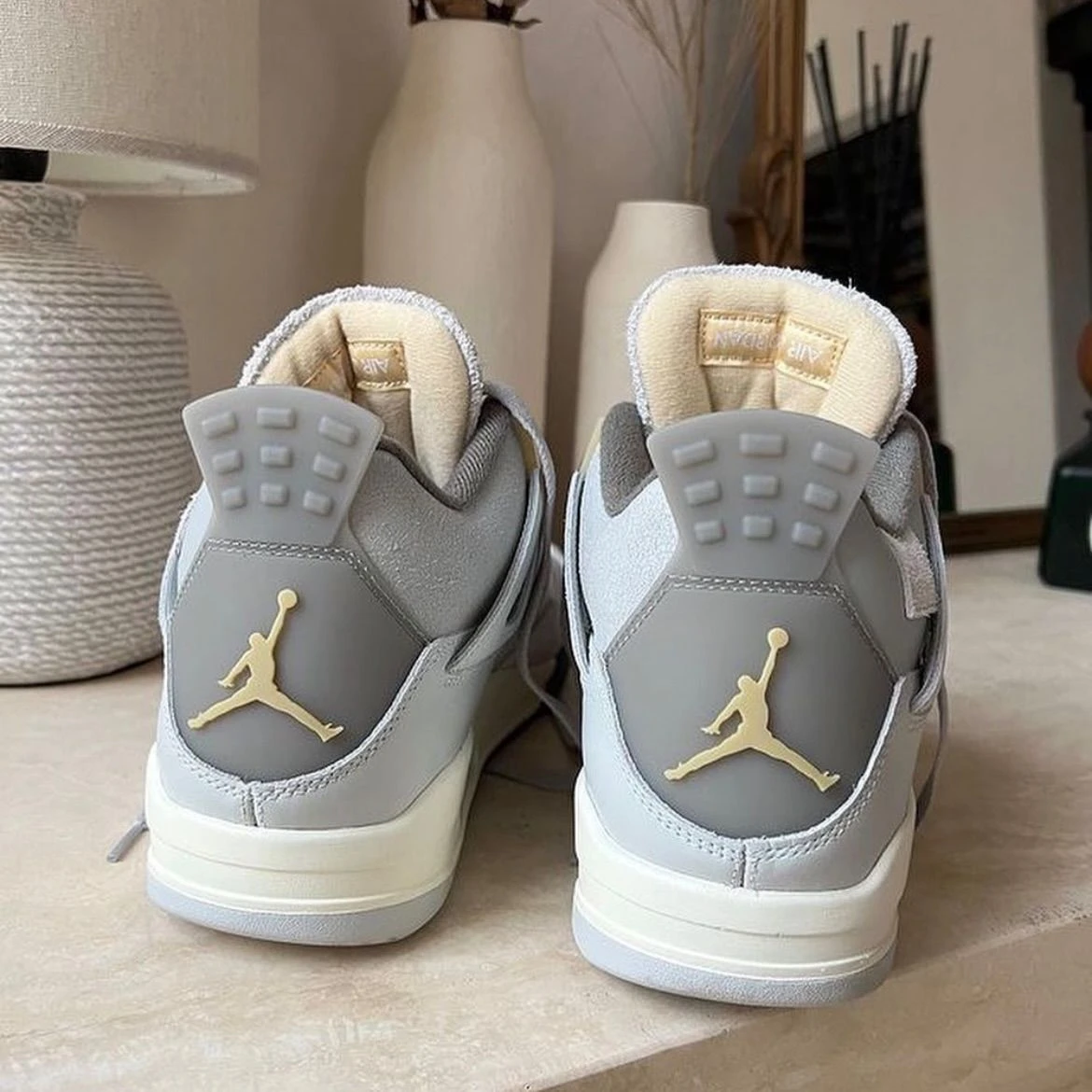 Air Jordan 4 craft photon  - 2
