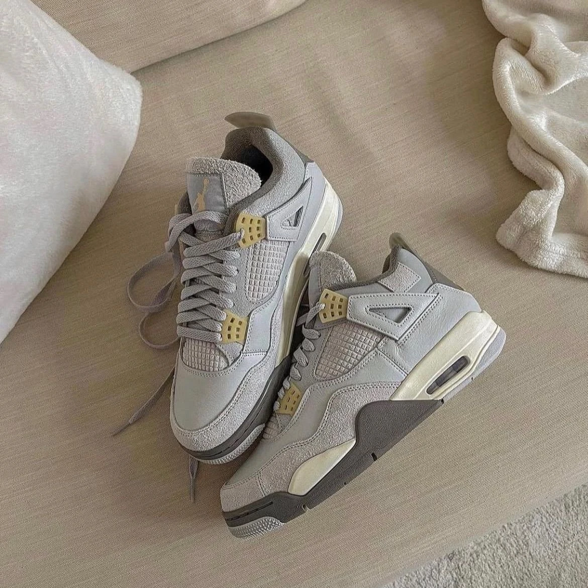Air Jordan 4 craft photon  - 5